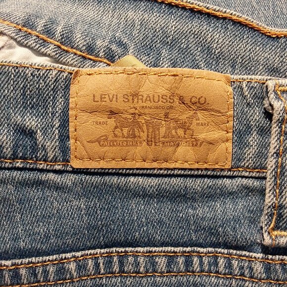 Levi's 505 Mid-Rise Classic Straight Jean Light Wash 31" Inseam Good Cond - 12 - Picture 6 of 9